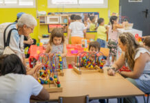 Estableció las fechas de los días abiertos en escuelas e institutos
