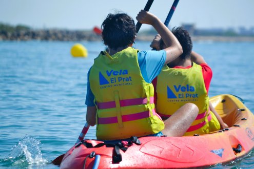 El Centro Municipal de Vela del Prat se incorpora a los Cupones 2026 con descuentos en paddle surf y kayak
