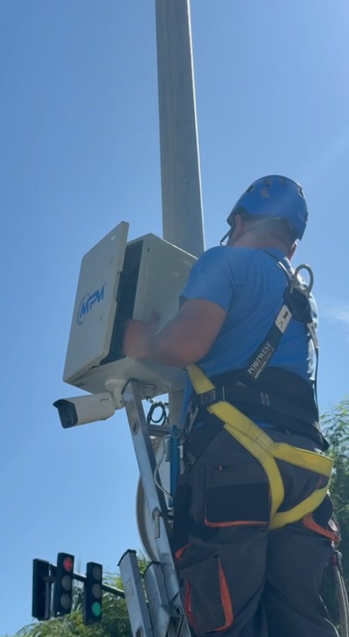 La ciudad refuerza la seguridad por Fiesta Mayor con la instalación de 18 cámaras móviles